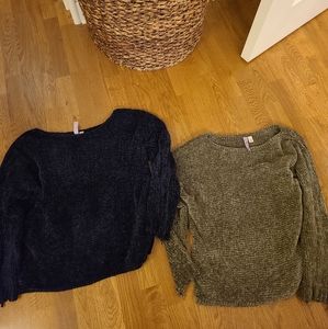 Francesca's navy and green chenille sweaters